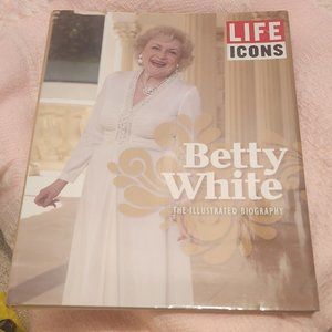 Betty White picture biography